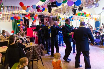 Bild 16 - Latuff Kinder 2019